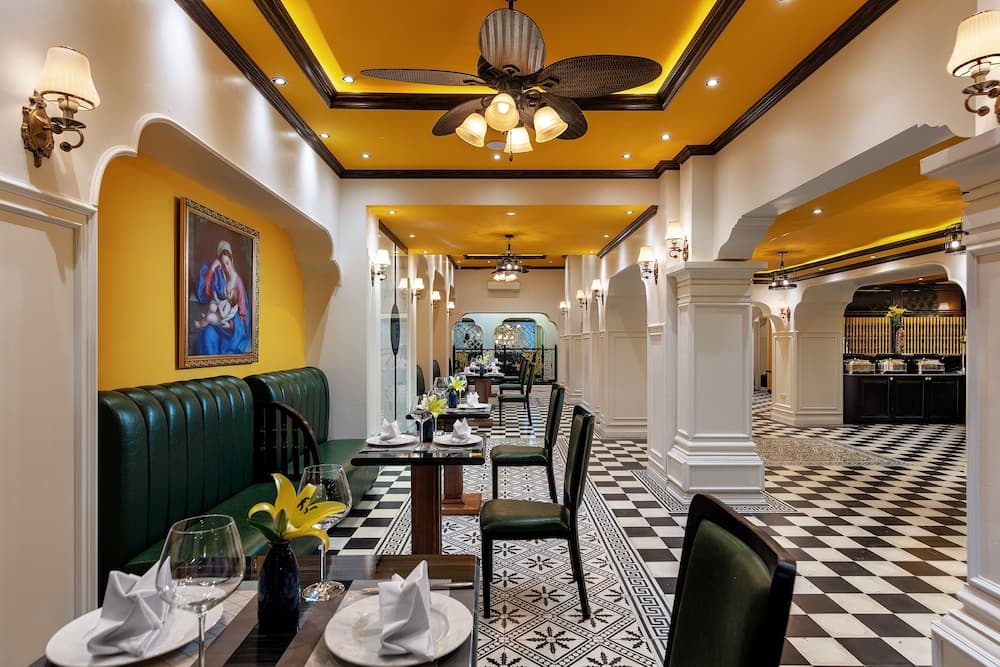 Minerva Church Hotel