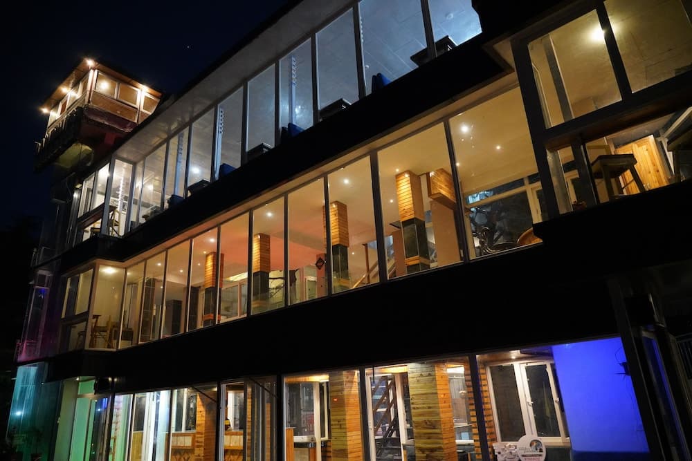 Hotel Gandhi's Paradise