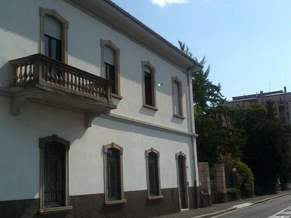 GIO'EL Happiness Guest House