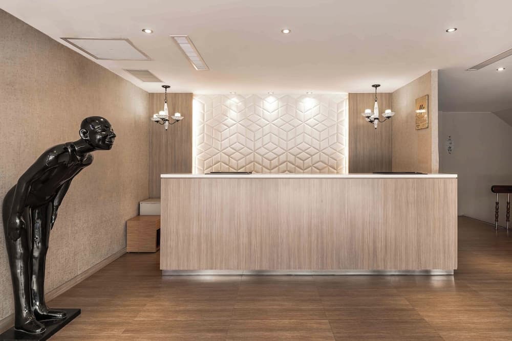 The Riverside Hotel Hengchun