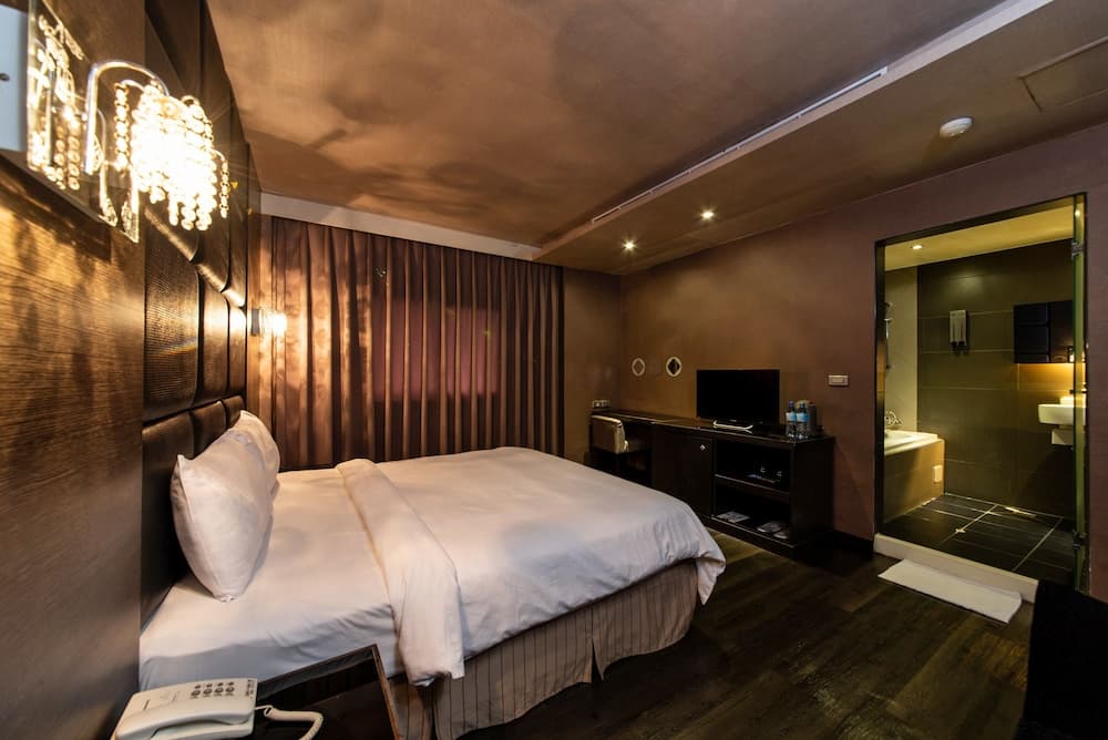 The River Fashion Hotel