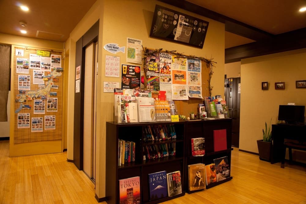 Lobi dinlenme salonu