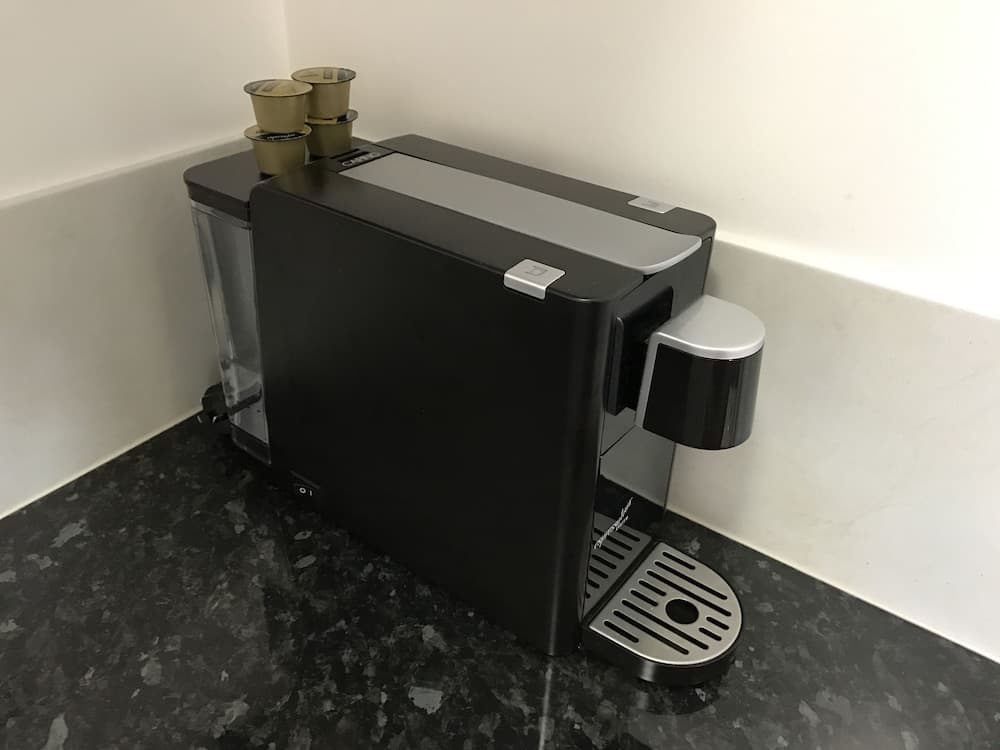 Kahve ve/veya kahve makinesi