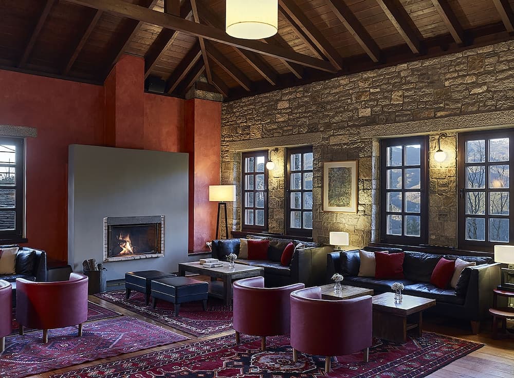 Aristi Mountain Resort and Villas