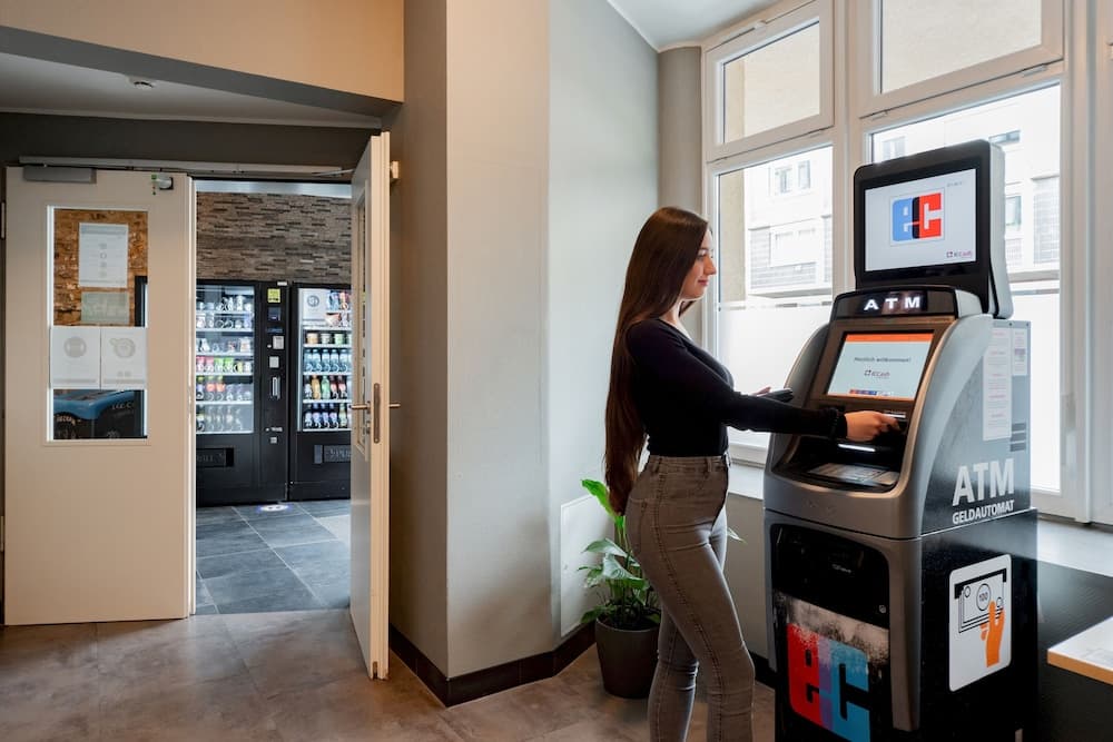 Otelde bankamatik/banka işlemleri