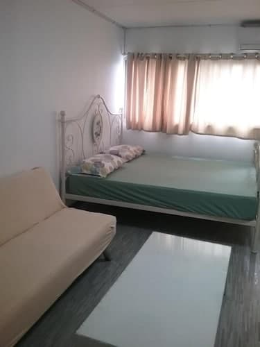 Room-thailand Taxi&apartment Hostel