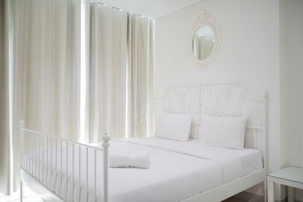 Cozy Living 1BR at Brooklyn Alam Sutera Apartment