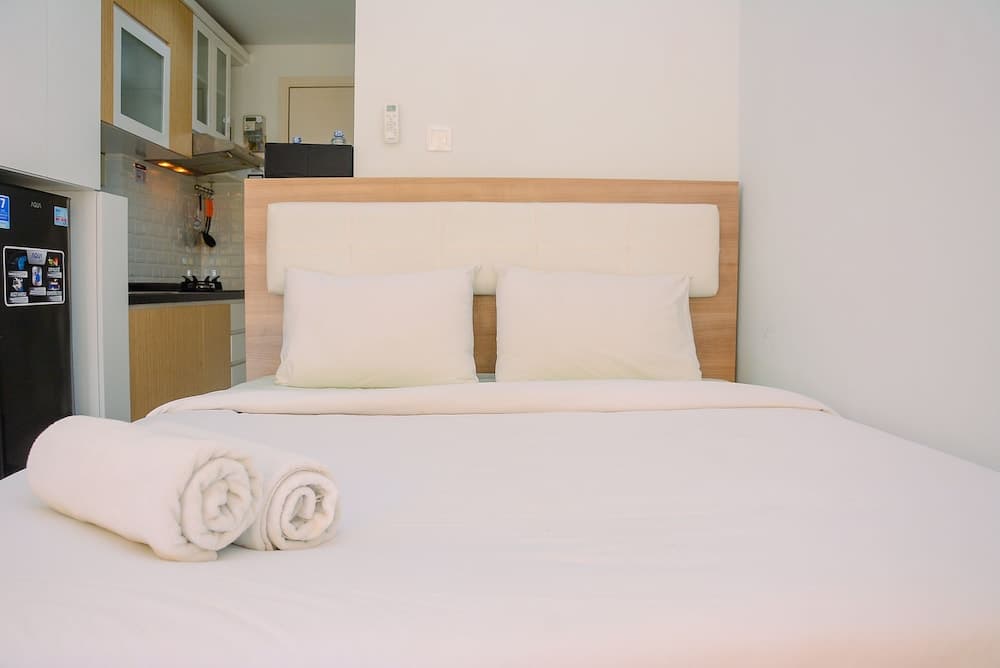 Chic Studio at Patraland Urbano Apartment
