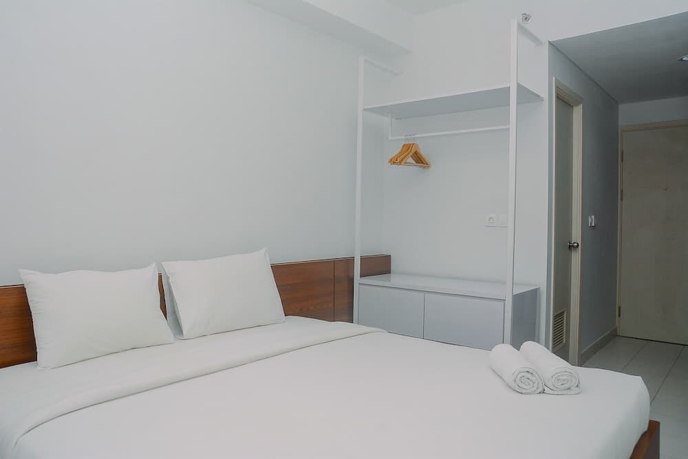 Cozy and Minimalist Studio Patraland Urbano Apartment near Bekasi Station