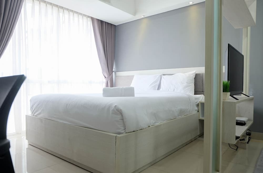 Furnished Studio Apartment at H Residence