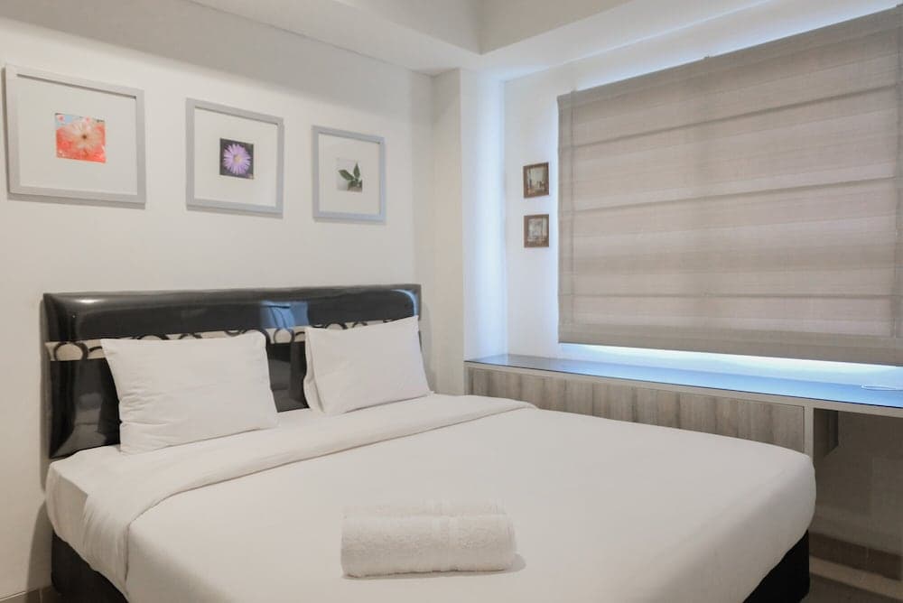 Bright 2BR Apartment at Paramount Skyline