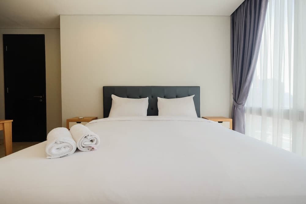 Spacious 2BR @ The Empyreal Condominium Epicentrum Apartment