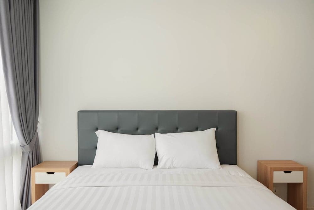 Exclusive 2BR @ The Empyreal Condominium Epicentrum Apartment