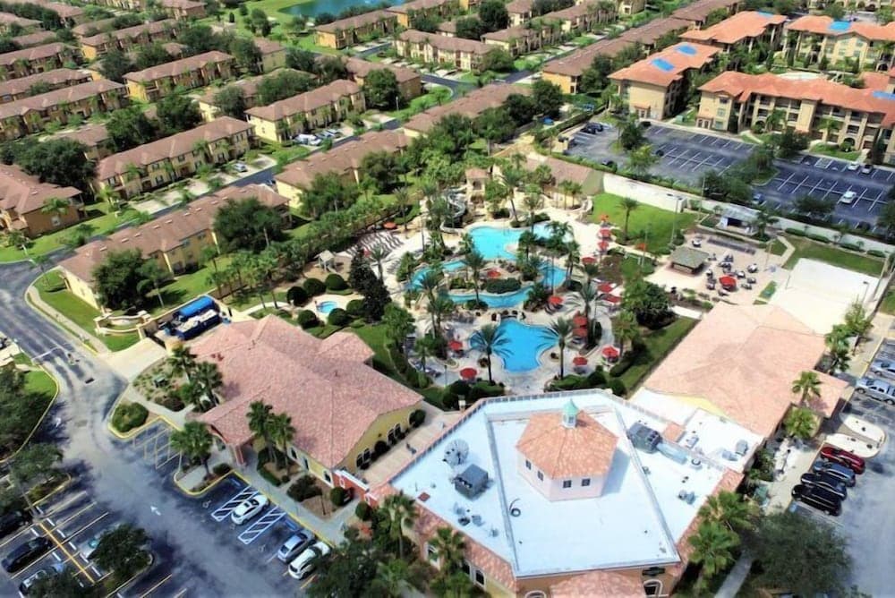 Amazing Townhouse 4Bdr 3Bth Spa Resort near Disney