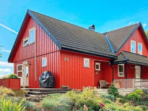 6 Person Holiday Home in Eydehavn