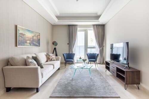 Lavish 3BR With Study in Downtown Dubai