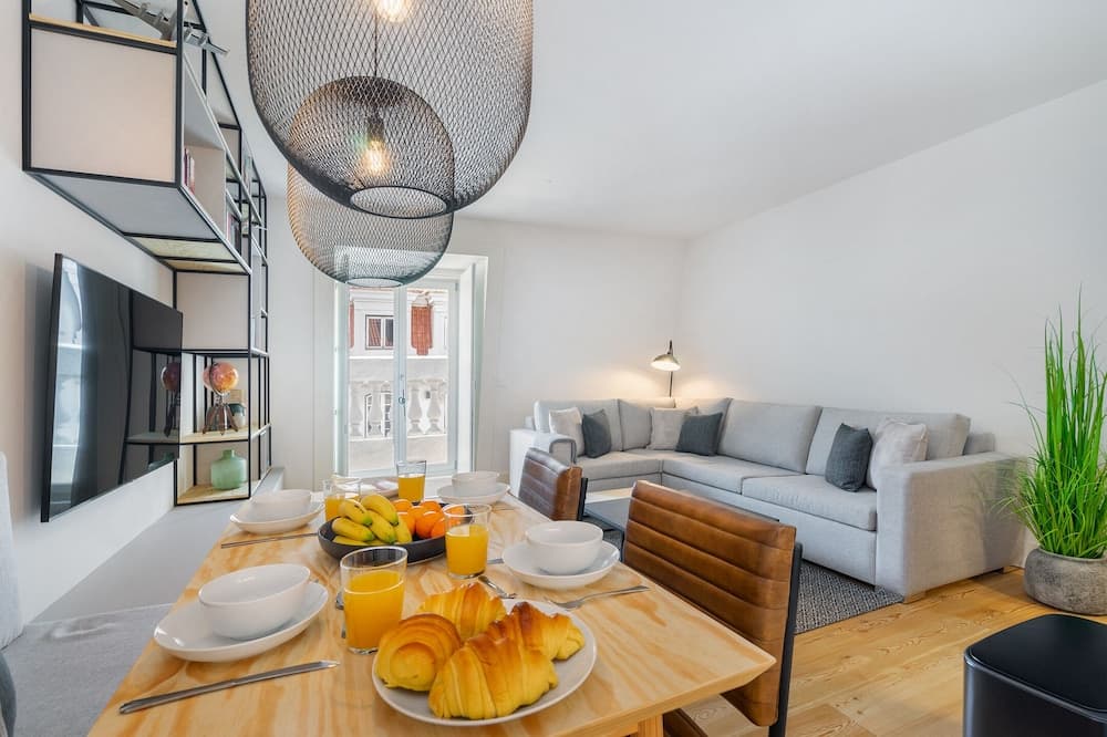 Prime Location Luxury Apartment