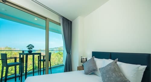 Luxury Sea View 1Bedroom Apartment