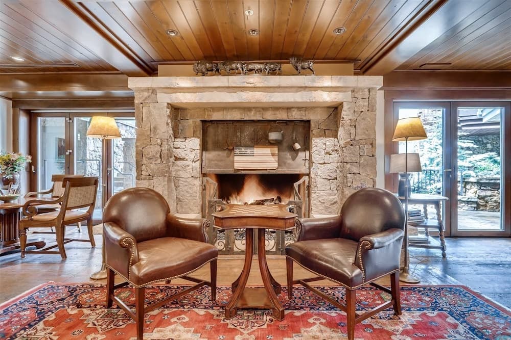 1-#42 4BD One Willow Bridge Road