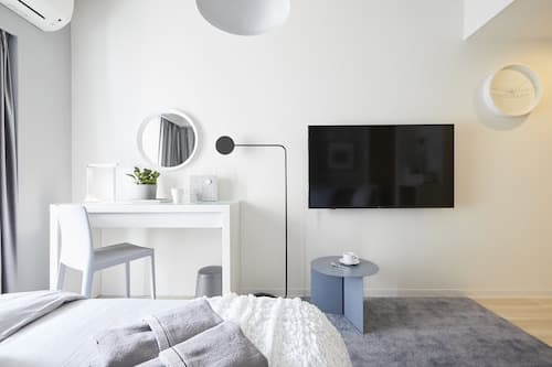 P OIN T – Shinjuku Kabukicho Designer’s Apartment II