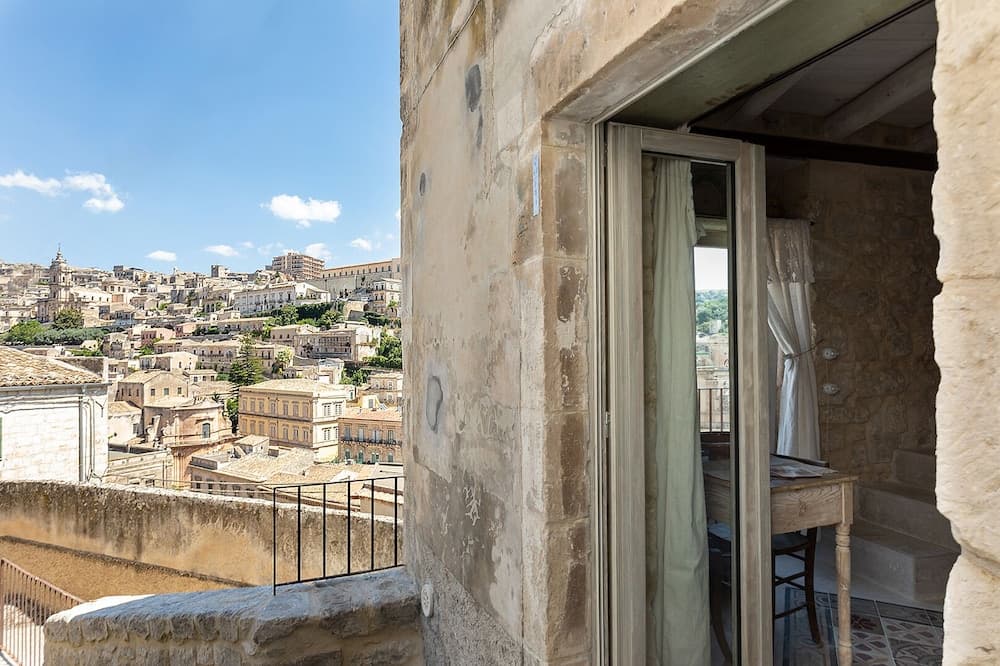 Nido di Modica con vista