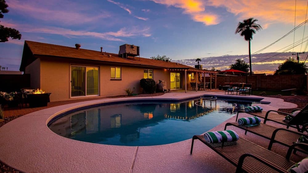 Modern Comforts Near Old Town Scottsdale and Asu!