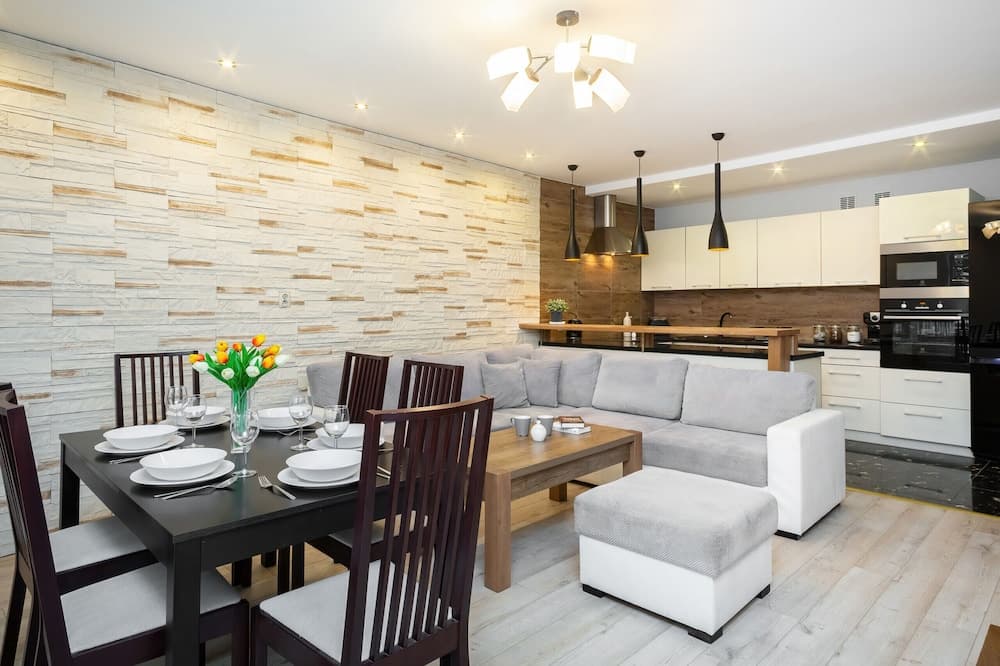 Apartment Brzozowa Krakow by Renters