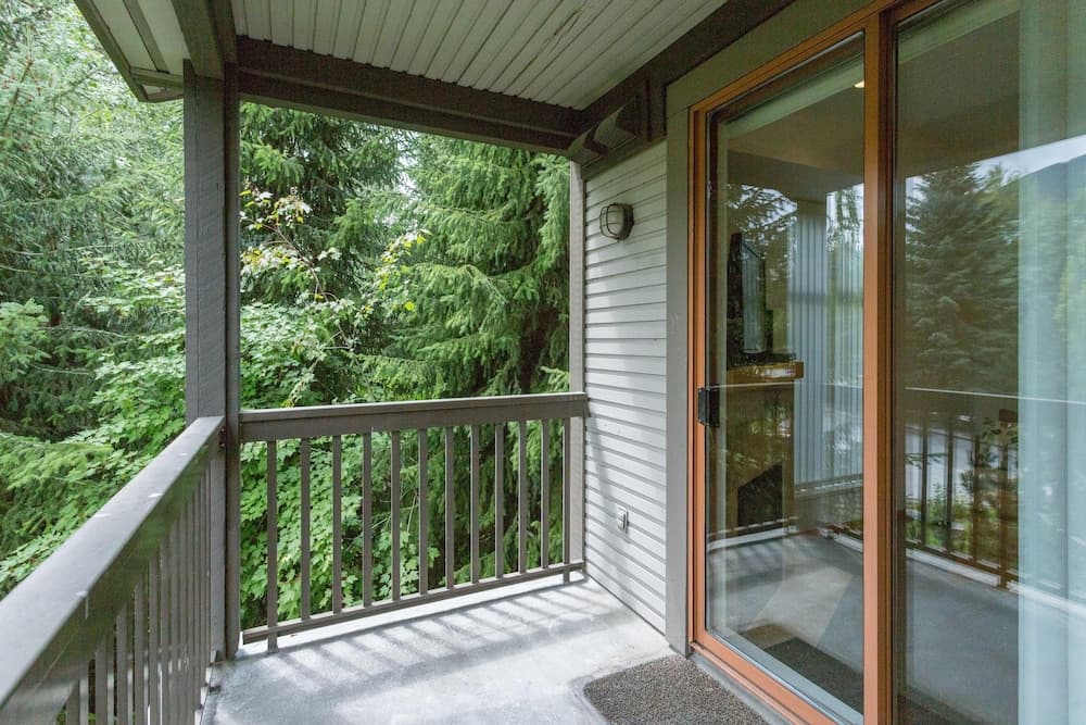 Bright and Clean, Walk Everywhere, Shared Pool and Hot Tub