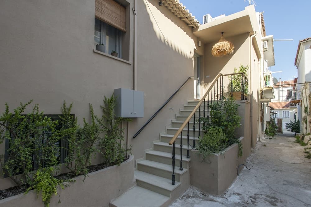 Konaklama yerinin ön cephesi