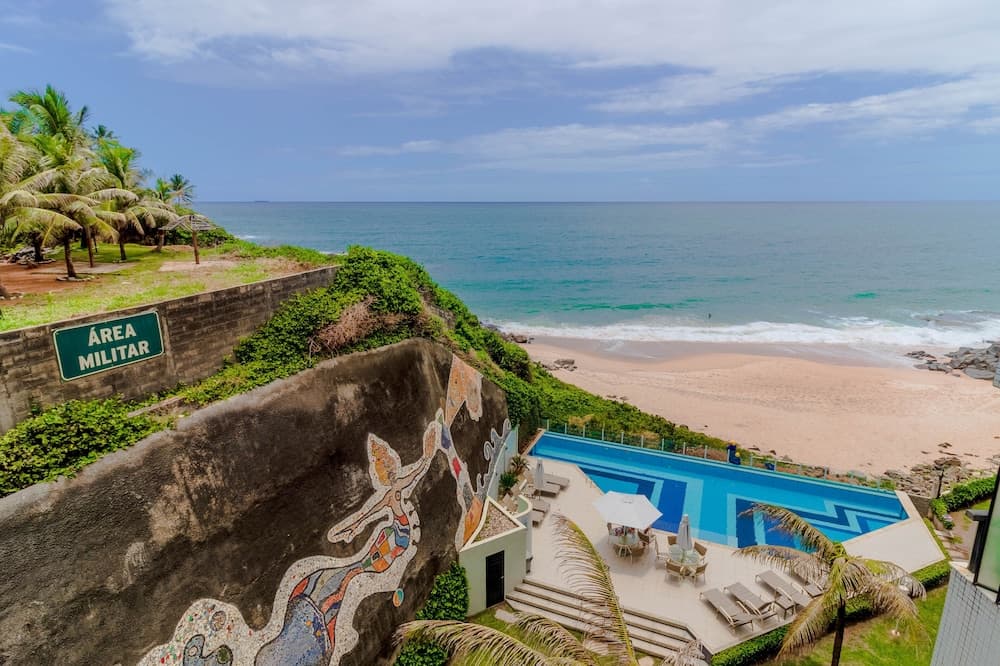 Plaj/okyanus manzarası