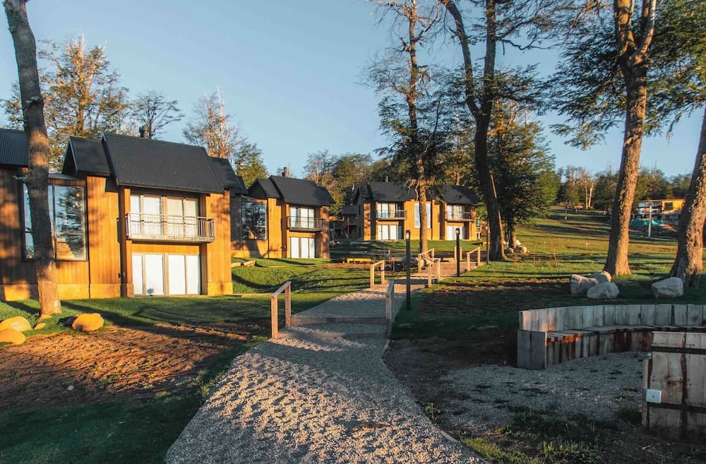 El Refugio Ski & Summer Lodge