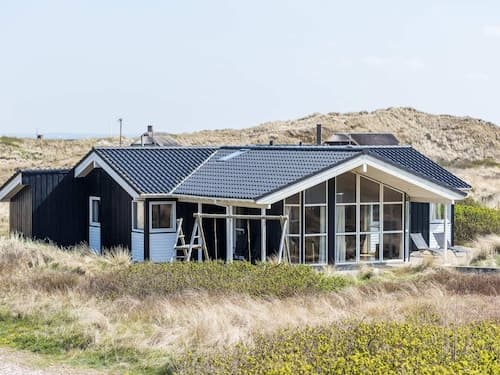 Seaside Serenity in Aaeurgab With Sauna-by Traum