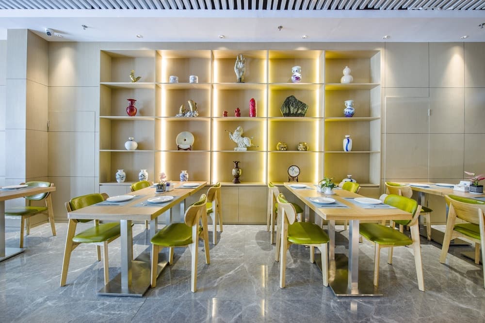 Holiday Inn Express Shenzhen Nanshan by IHG