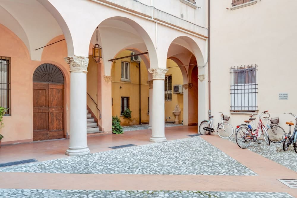 Bologna ZTL Center Lovely Apartment