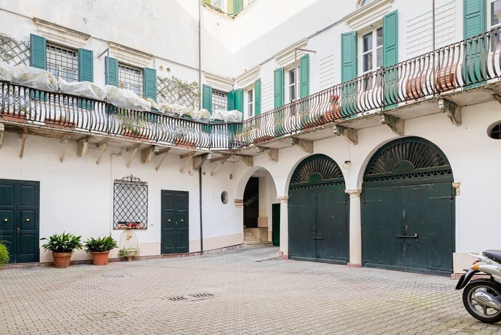 Veronetta Riverside Apartment