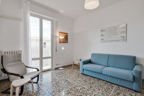 Lulli Cozy Apartment with Balcony