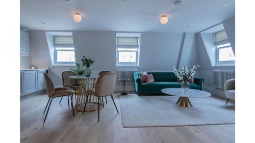 Royal Kensington Penthouse IX- 3 bed