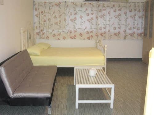 Room-chan Kim Don Mueang Guest House, lo