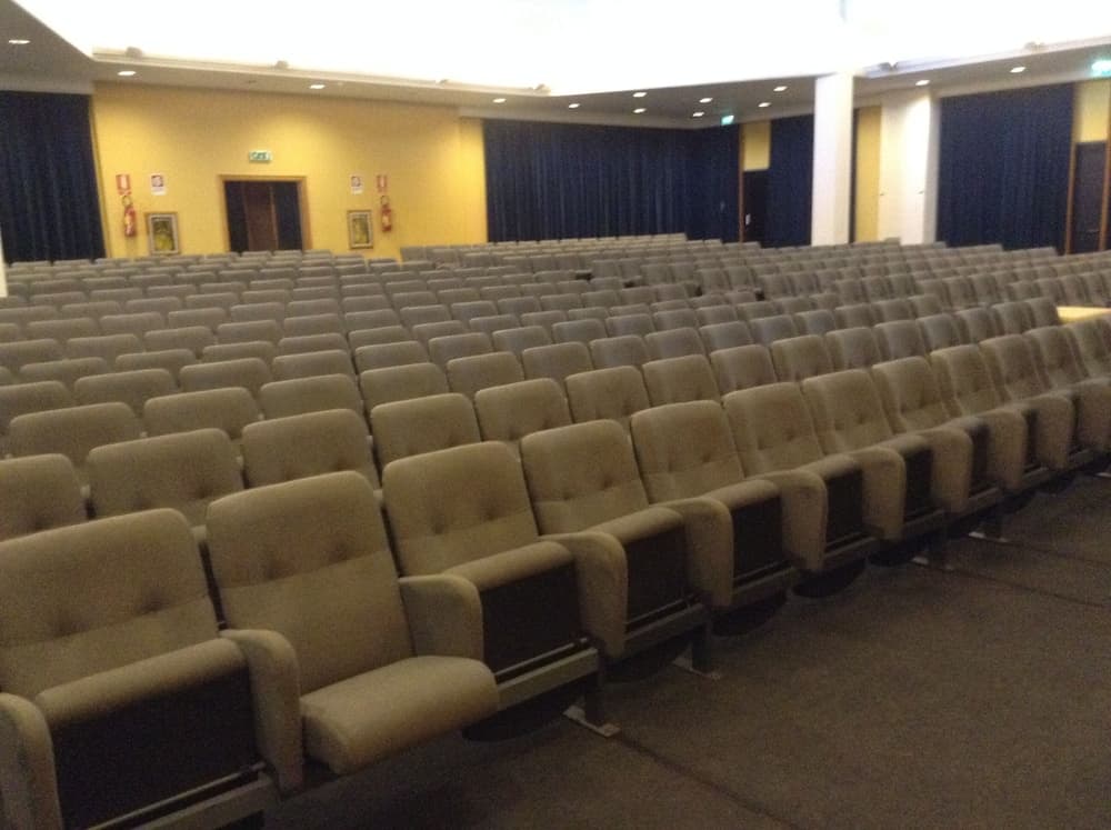 Toplantı salonu/imkânları