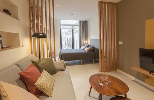 Apartamentos Málaga Premium - Calle Granada