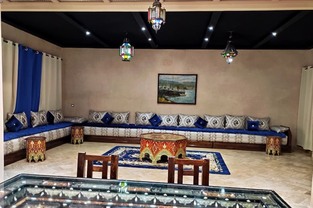 Lobi oturma alanı