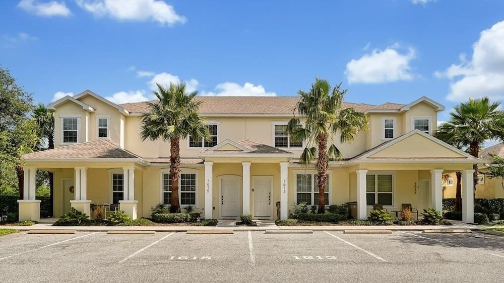 Silver Creek - 3 Bed W/splashpool-5002sc 3 Bedroom Townhouse by RedAwning