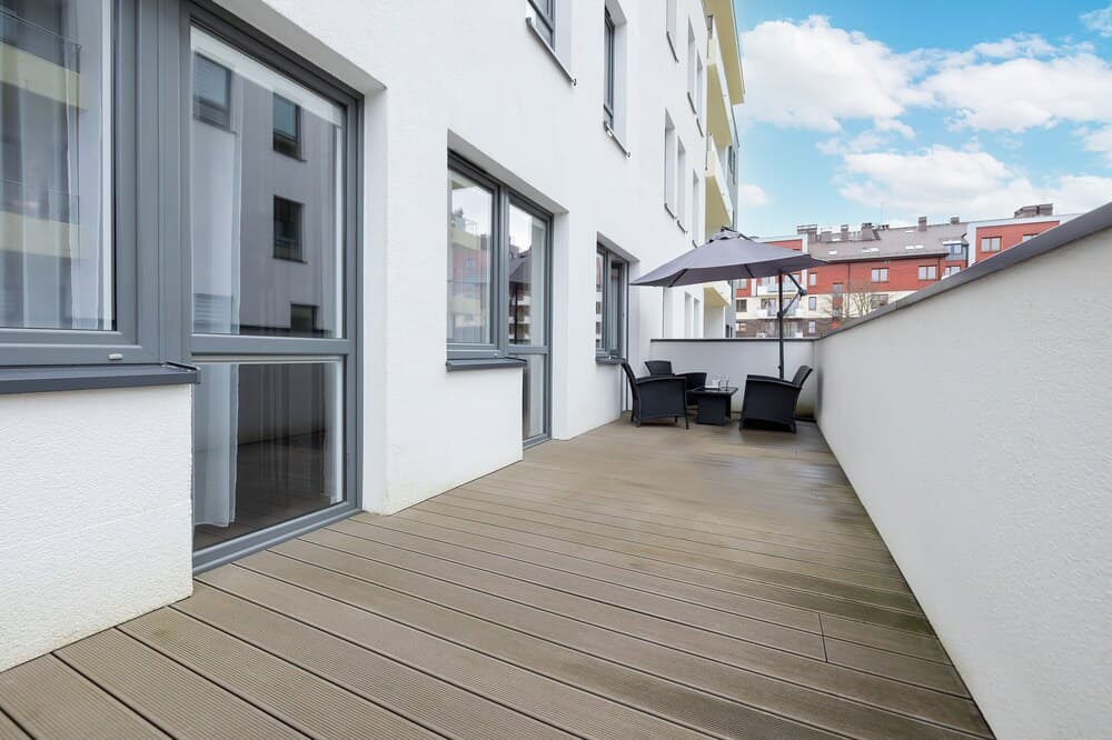 Supreme Apartment Mazowiecka by Renters