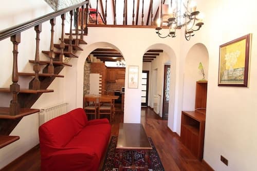 Captivating 4 -bed Apartment in Bellagio Historic