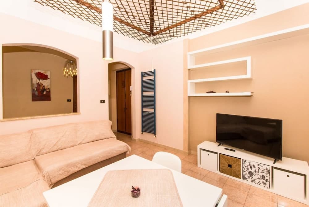 Politecnico Bright Apartment