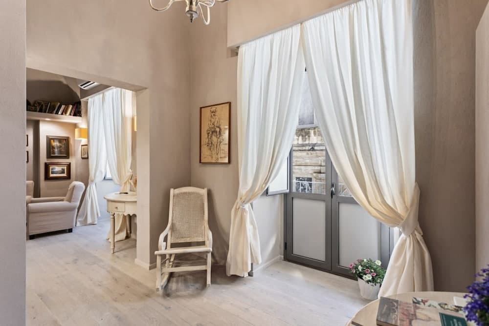 Piazza Duomo Central Apartment