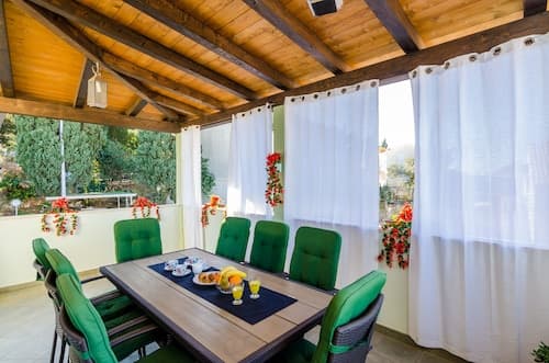 Apartment Villa Mikica