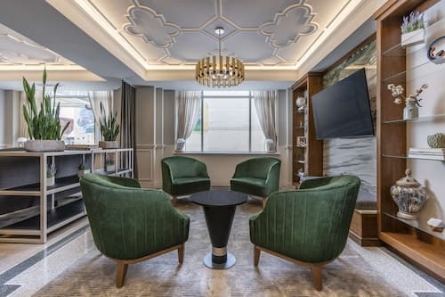 Hotel Elkhart, Tapestry Collection by Hilton