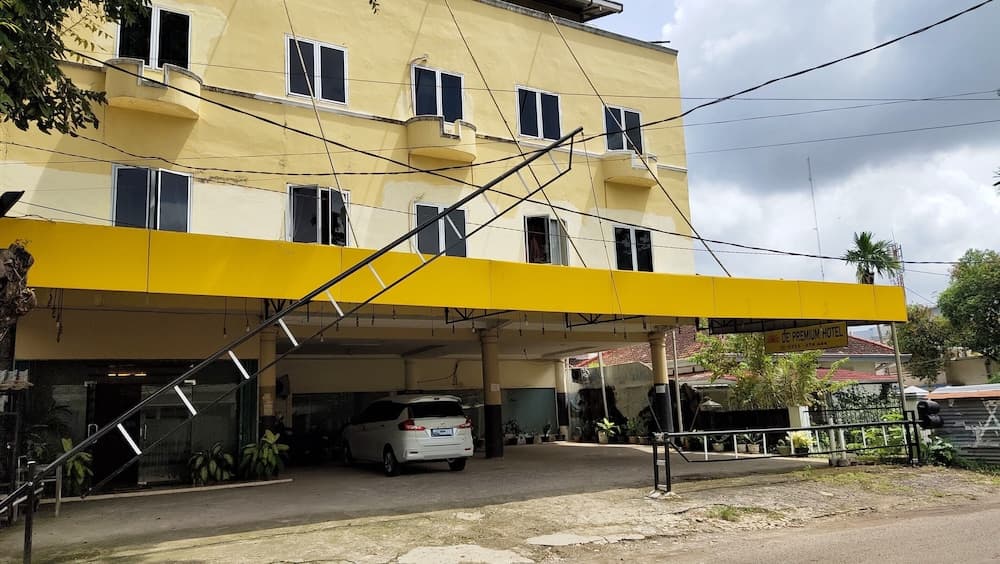 De' Premium Hotel Kartini