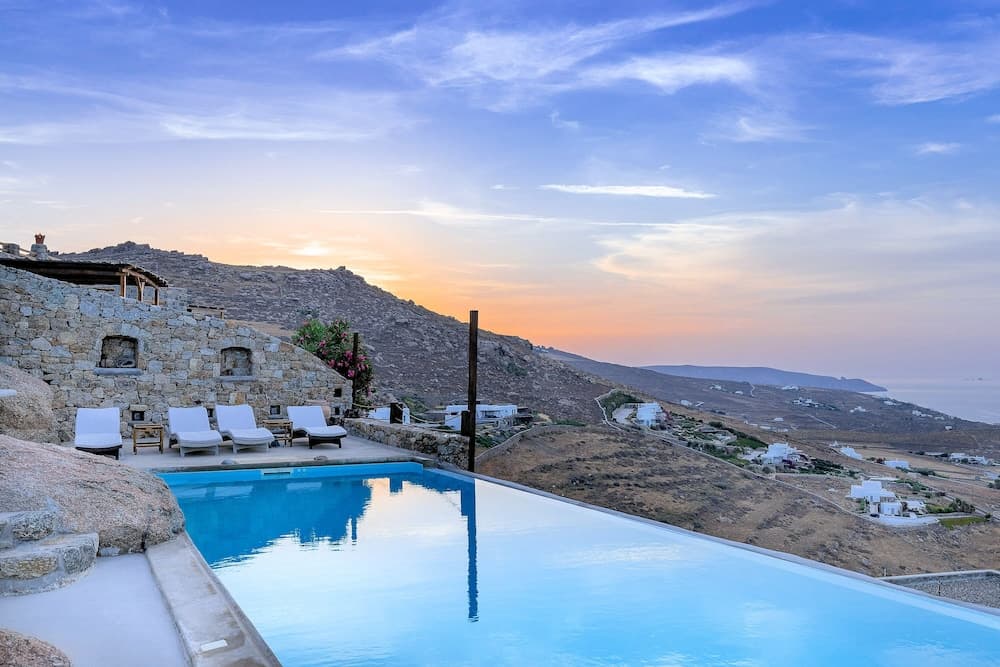 Seaview Villa Galanos at Kalafatis Beach